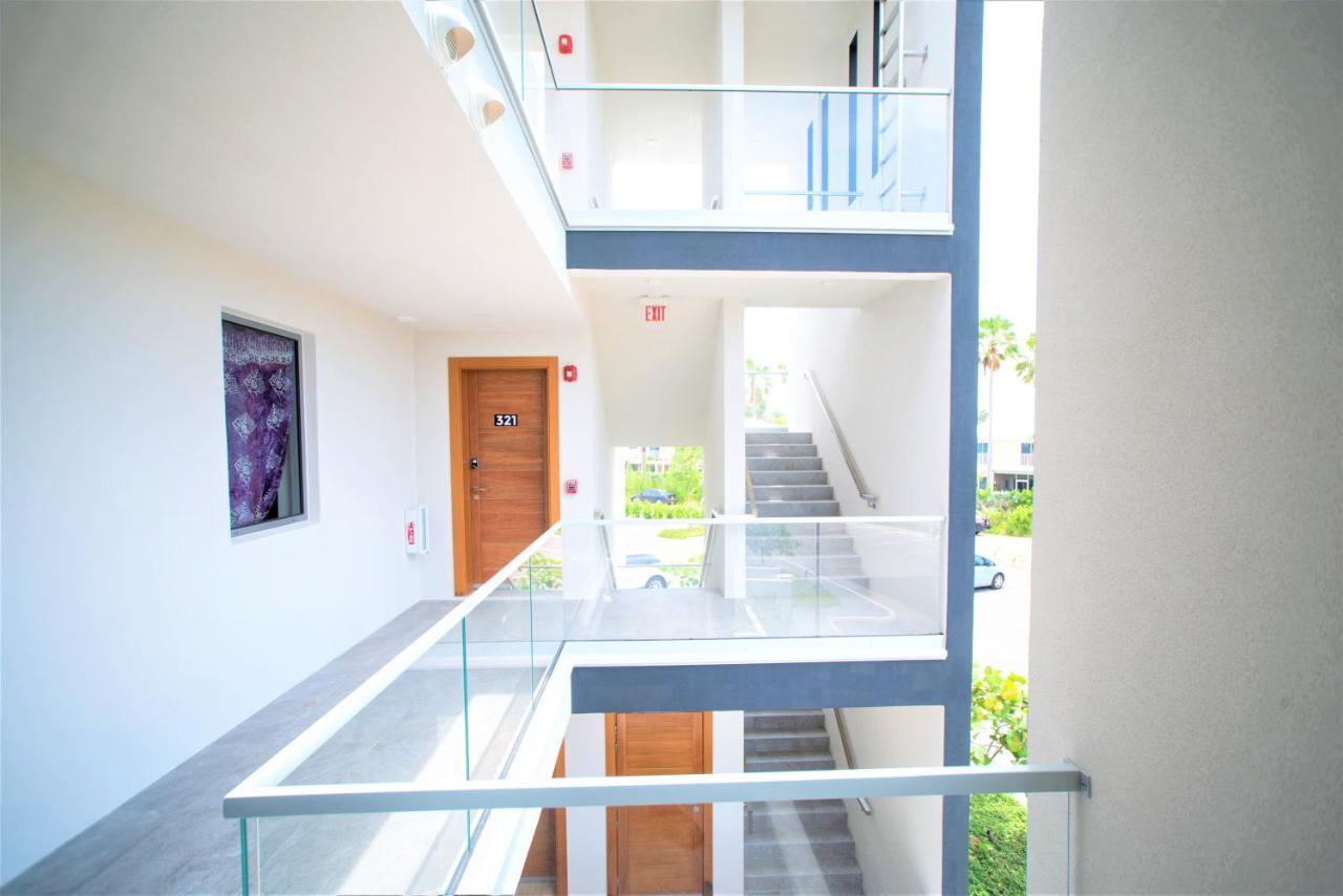 Cayman Luxury Rentals At One Canal Point George Town Exterior photo